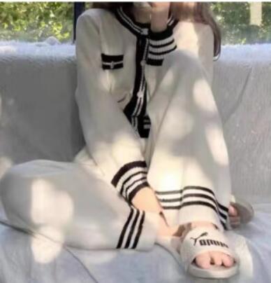 林暮色ASMR：12月轻语助眠音声合集[12v/2.8GB]